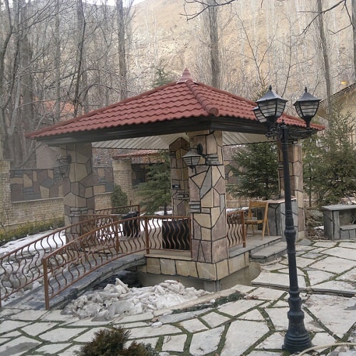 سردرب و آلاچیق