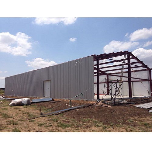 اجرای دیوار سوله با ساندویچ پانل